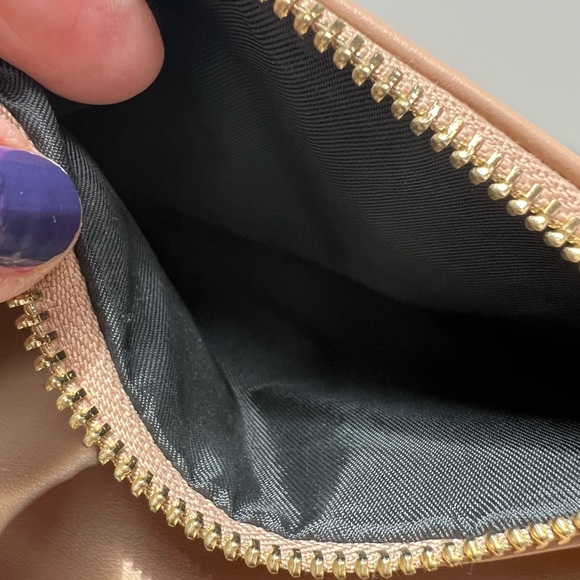 Cute Convertible Crossbody Bag - Picture 9 of 9